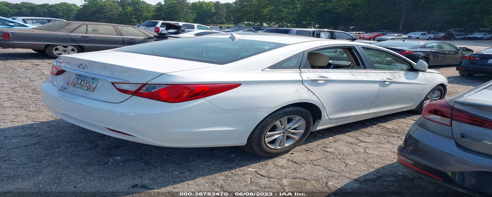 5NPEB4AC4DH693325 2013 HYUNDAI SONATA photo no. 4