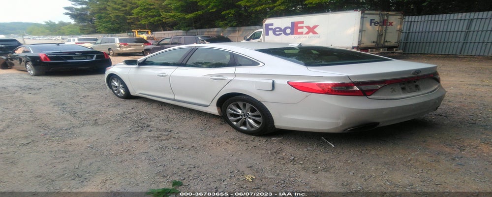 KMHFG4JG8DA330179 2013 HYUNDAI AZERA photo no. 3