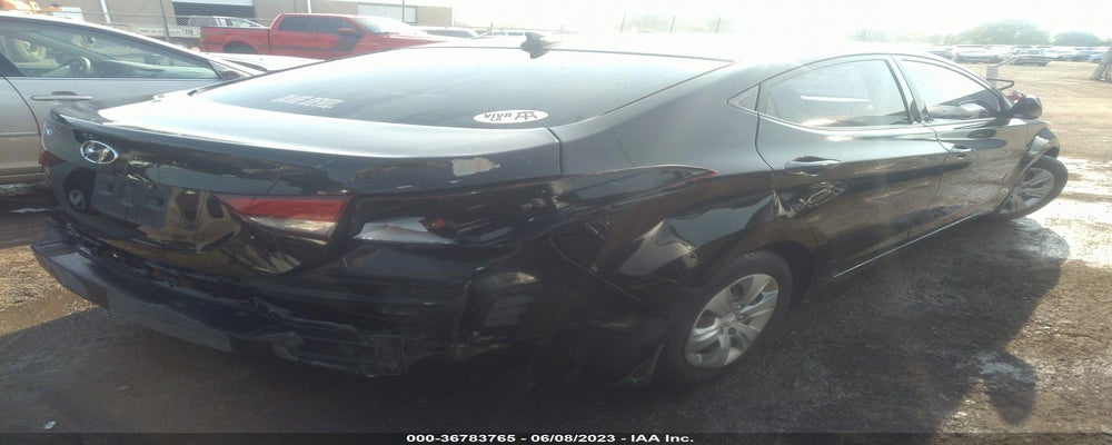 KMHDH4AE6GU588691 2016 HYUNDAI ELANTRA photo no. 4