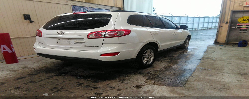 5NMSG3AB6AH348246 2010 HYUNDAI SANTA FE photo no. 4