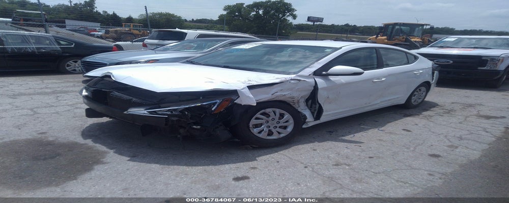 5NPD74LF2KH437489 2019 HYUNDAI ELANTRA photo no. 2
