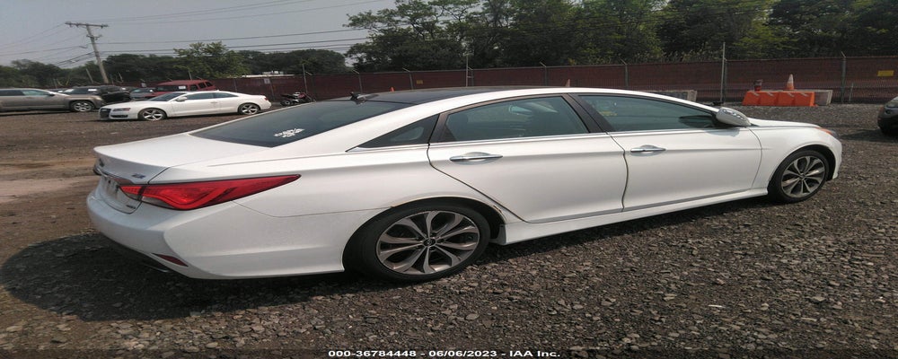 5NPEC4AB7EH943971 2014 HYUNDAI SONATA photo no. 4