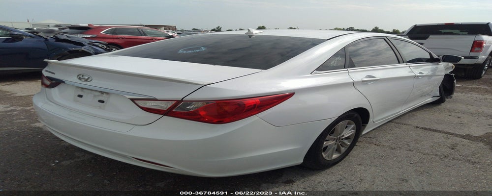5NPEB4AC8DH638148 2013 HYUNDAI SONATA photo no. 4