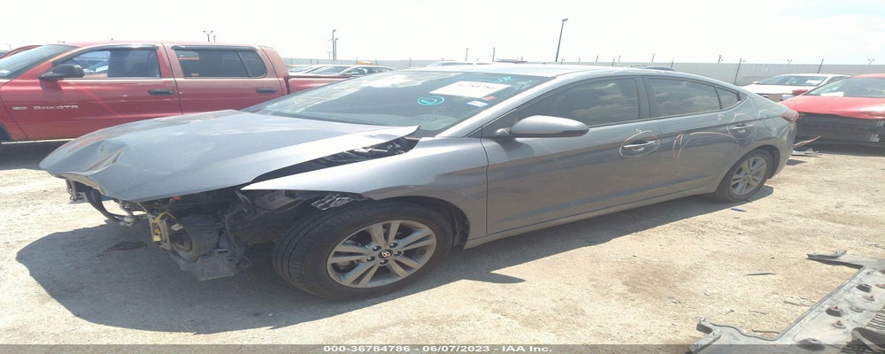 KMHD84LF4JU608904 2018 HYUNDAI ELANTRA photo no. 2
