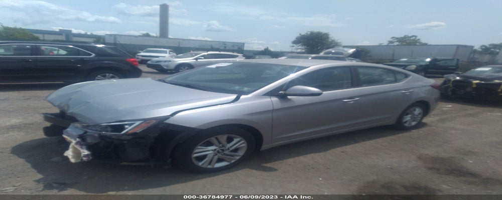 5NPD84LF3LH563147 2020 HYUNDAI ELANTRA photo no. 2