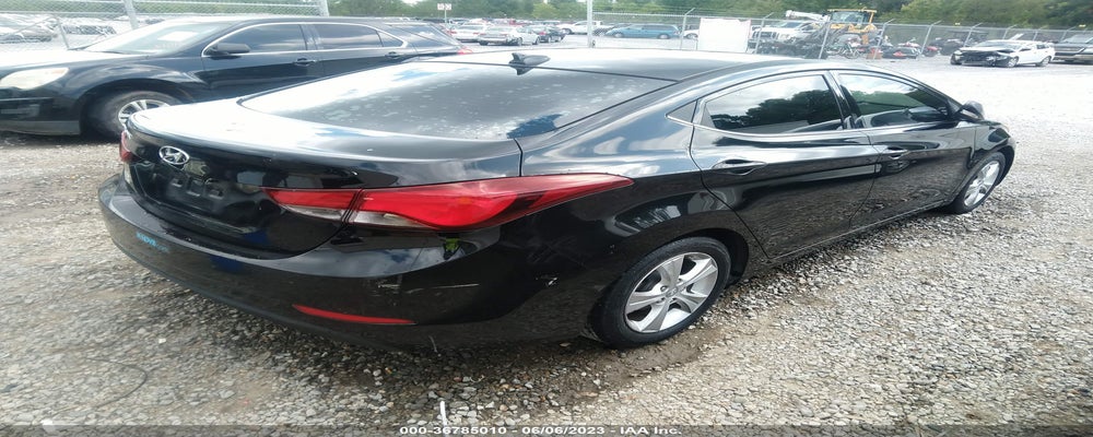 5NPDH4AE7GH739519 2016 HYUNDAI ELANTRA photo no. 4