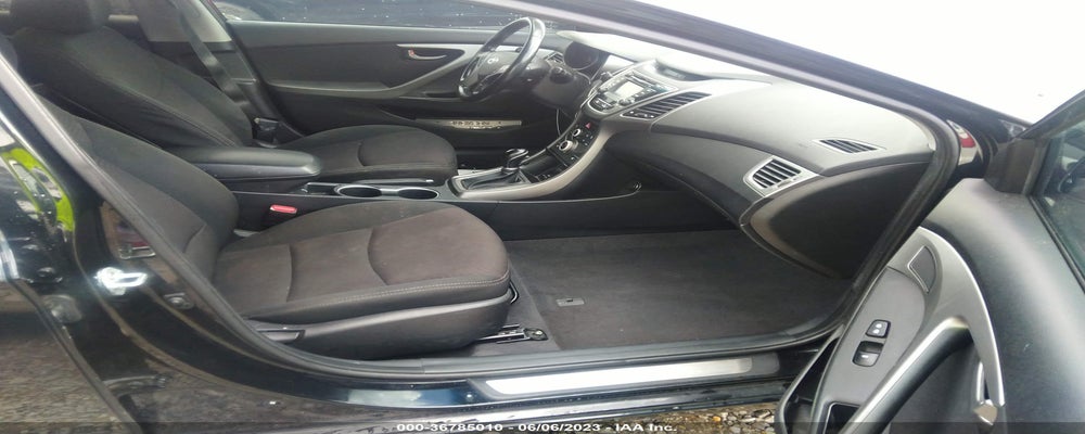 5NPDH4AE7GH739519 2016 HYUNDAI ELANTRA photo no. 5