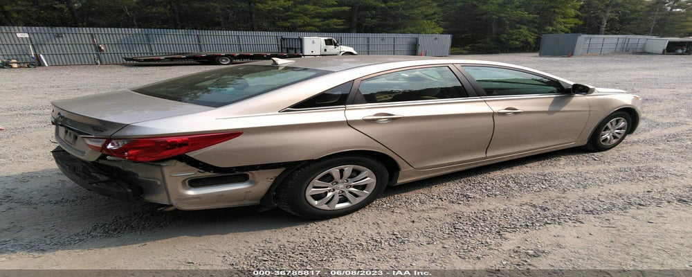 5NPEB4AC3BH111485 2011 HYUNDAI SONATA photo no. 4
