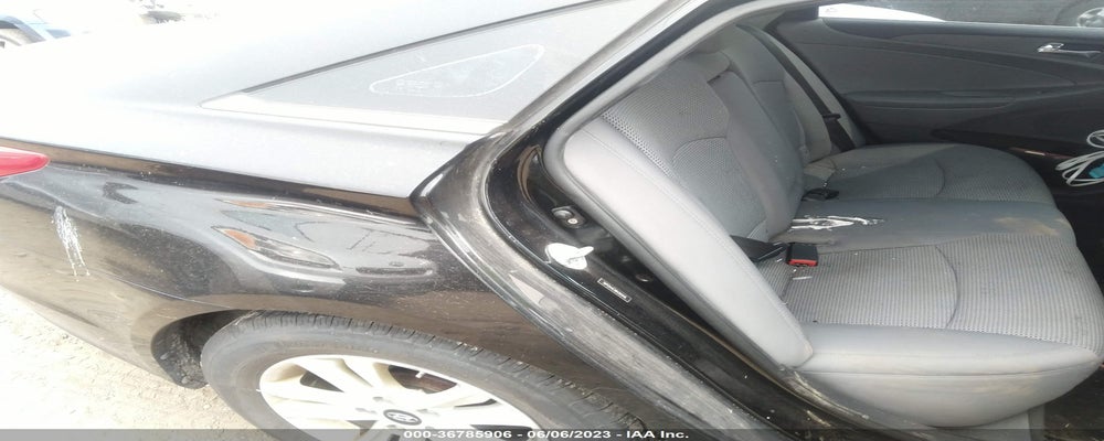 5NPEB4AC4BH265946 2011 HYUNDAI SONATA photo no. 8