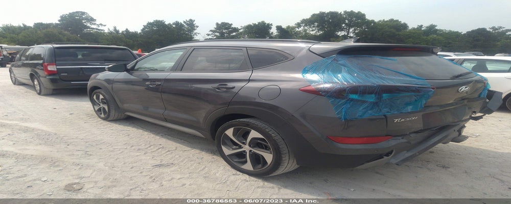 KM8J33A27JU818019 2018 HYUNDAI TUCSON photo no. 3
