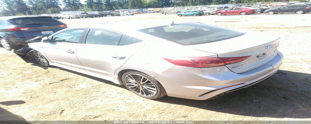 KMHD04LB6JU586554 2018 HYUNDAI ELANTRA photo no. 3