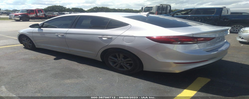 5NPD84LF3JH248183 2018 HYUNDAI ELANTRA photo no. 3