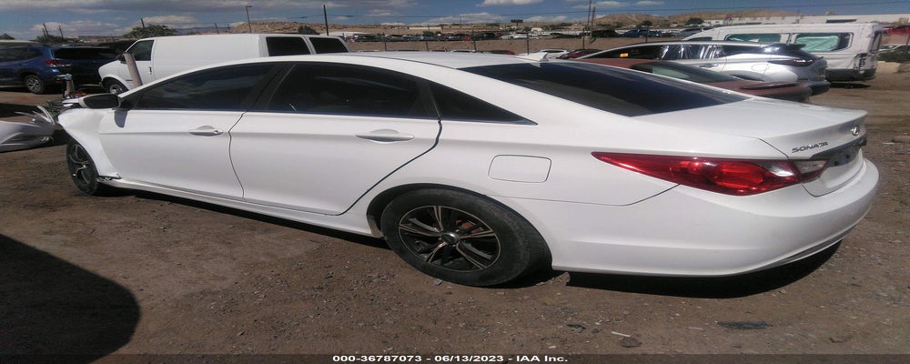 5NPEB4AC2CH455634 2012 HYUNDAI SONATA photo no. 3