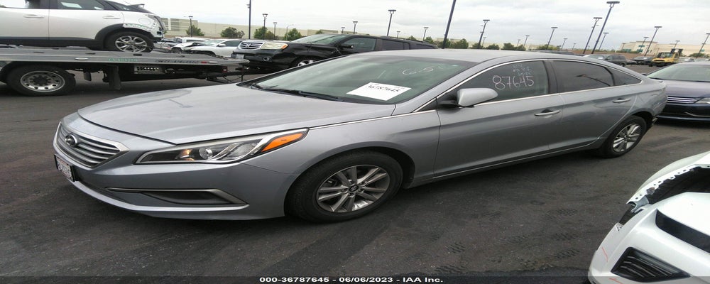 5NPE24AF6HH497032 2017 HYUNDAI SONATA photo no. 2