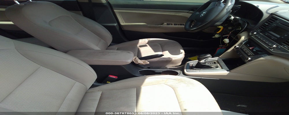 KMHD74LF4HU128746 2017 HYUNDAI ELANTRA photo no. 5