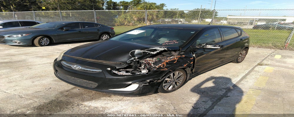 KMHCU5AE3FU232890 2015 HYUNDAI ACCENT photo no. 6