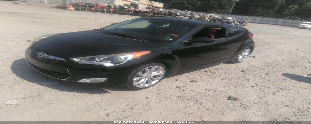 KMHTC6AD1CU027693 2012 HYUNDAI VELOSTER photo no. 2