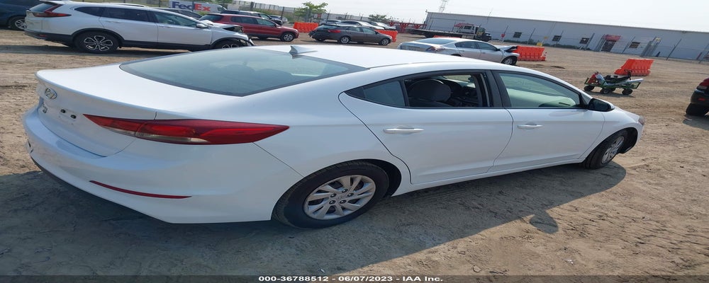 5NPD74LF8HH192285 2017 HYUNDAI ELANTRA photo no. 4
