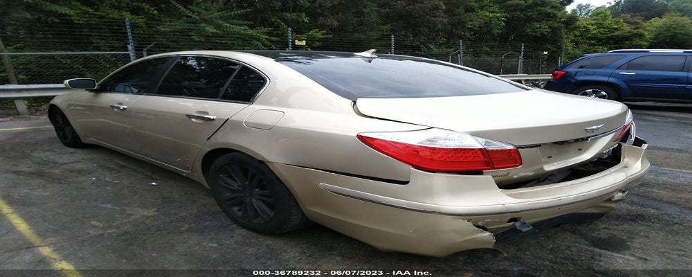 KMHGC4DF1BU139511 2011 HYUNDAI GENESIS photo no. 3