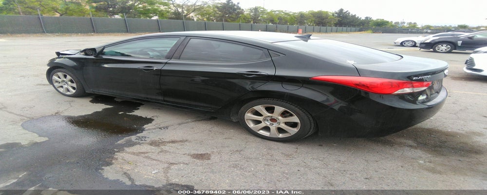 KMHDH4AE0DU685624 2013 HYUNDAI ELANTRA photo no. 3