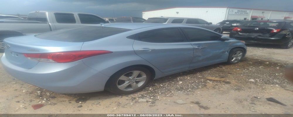 KMHDH4AE2CU310896 2012 HYUNDAI ELANTRA photo no. 4
