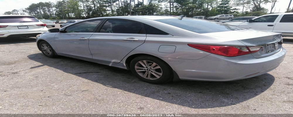5NPEB4AC3BH201932 2011 HYUNDAI SONATA photo no. 3
