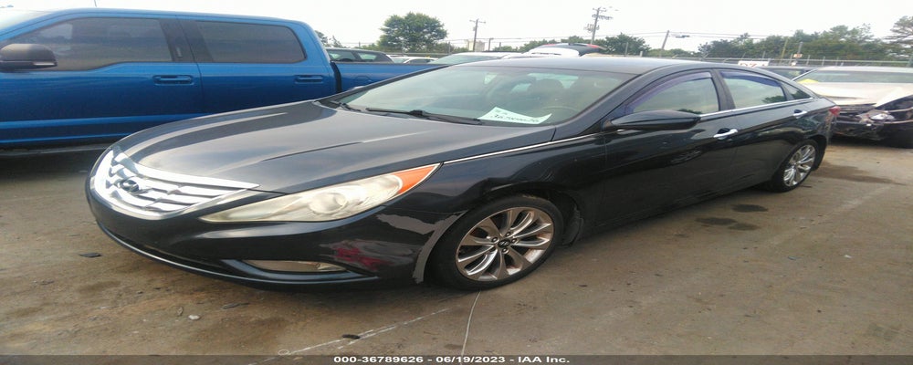 5NPEC4AB8BH226894 2011 HYUNDAI SONATA photo no. 2