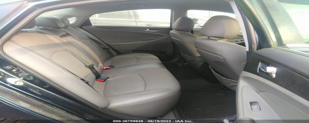 5NPEC4AB8BH226894 2011 HYUNDAI SONATA photo no. 8