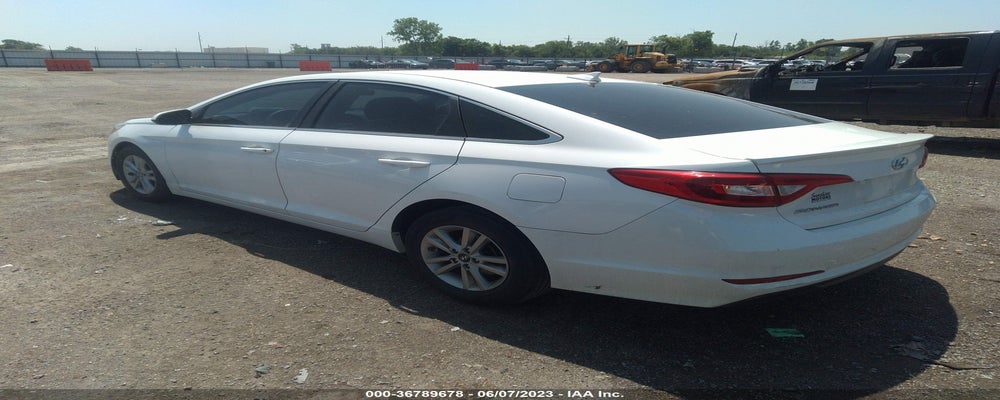 5NPE24AF7FH203148 2015 HYUNDAI SONATA photo no. 3