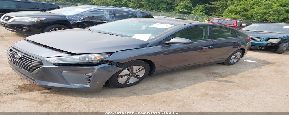 KMHC65LC5JU096261 2018 HYUNDAI IONIQ HYBRID photo no. 2