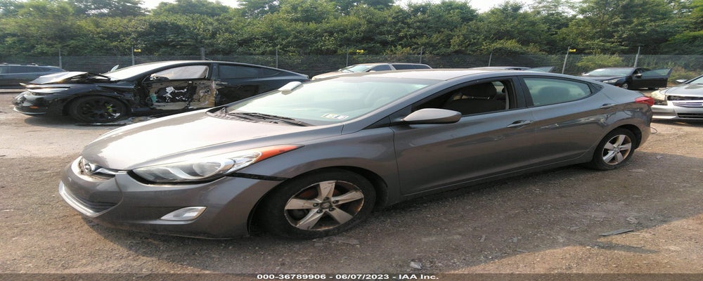 5NPDH4AE2DH225301 2013 HYUNDAI ELANTRA photo no. 2