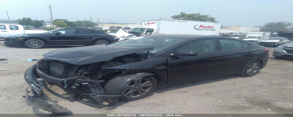 5NPD84LFXHH077569 2017 HYUNDAI ELANTRA photo no. 2