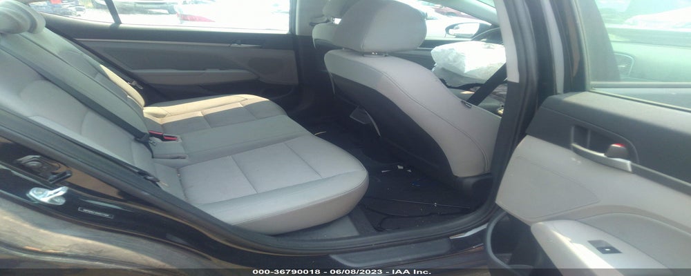 5NPD84LFXHH077569 2017 HYUNDAI ELANTRA photo no. 8