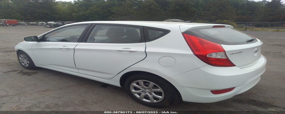 KMHCT5AE9DU088245 2013 HYUNDAI ACCENT photo no. 3