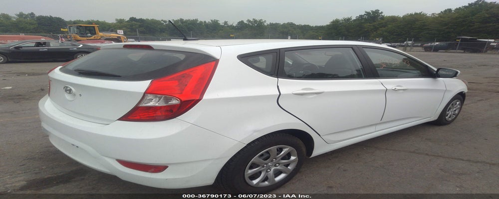 KMHCT5AE9DU088245 2013 HYUNDAI ACCENT photo no. 4