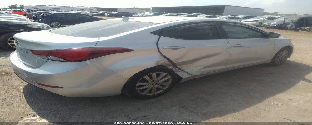 KMHDH4AE8FU259411 2015 HYUNDAI ELANTRA photo no. 4