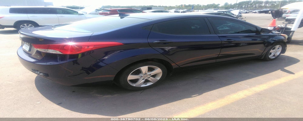5NPDH4AE3DH377264 2013 HYUNDAI ELANTRA photo no. 4