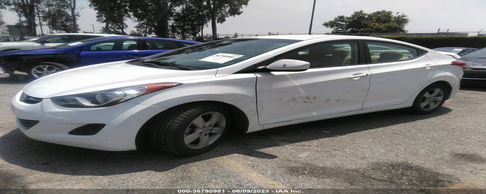 5NPDH4AE1DH236967 2013 HYUNDAI ELANTRA photo no. 2