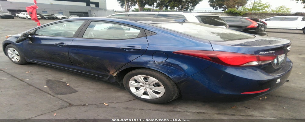 5NPDH4AE7GH733820 2016 HYUNDAI ELANTRA photo no. 3