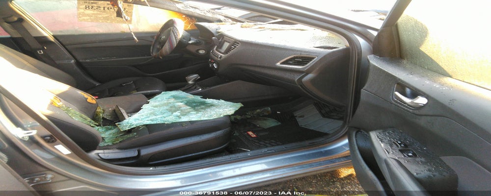 3KPC24A38KE041056 2019 HYUNDAI ACCENT photo no. 5