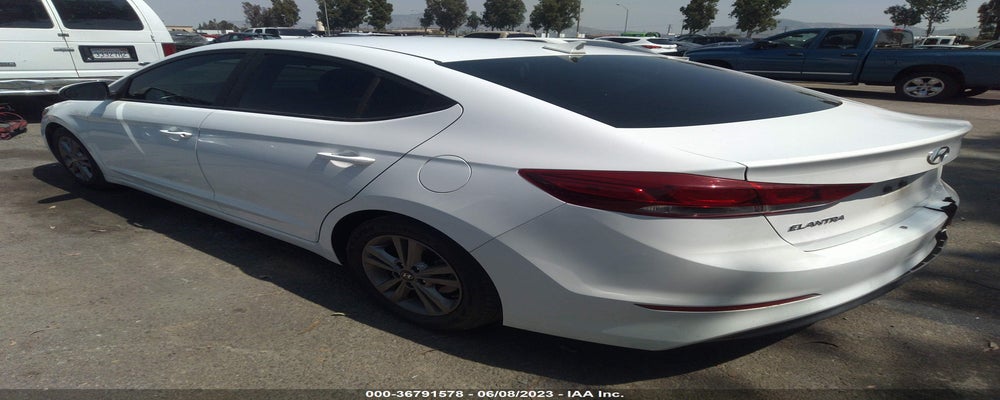 5NPD84LF0JH384853 2018 HYUNDAI ELANTRA photo no. 3