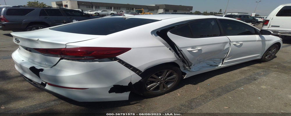5NPD84LF0JH384853 2018 HYUNDAI ELANTRA photo no. 4