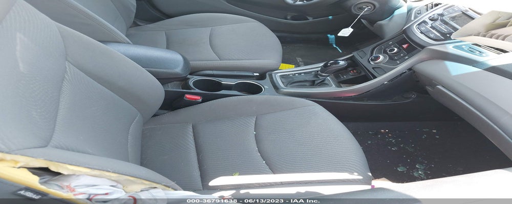 5NPDH4AE3FH649833 2015 HYUNDAI ELANTRA photo no. 5