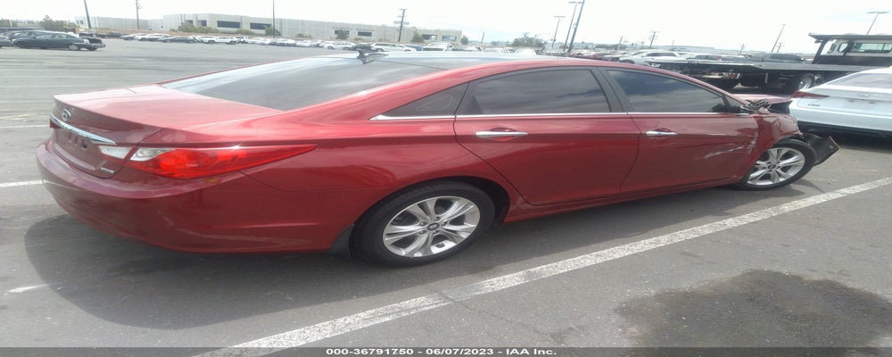 5NPEC4AC6DH697356 2013 HYUNDAI SONATA photo no. 4