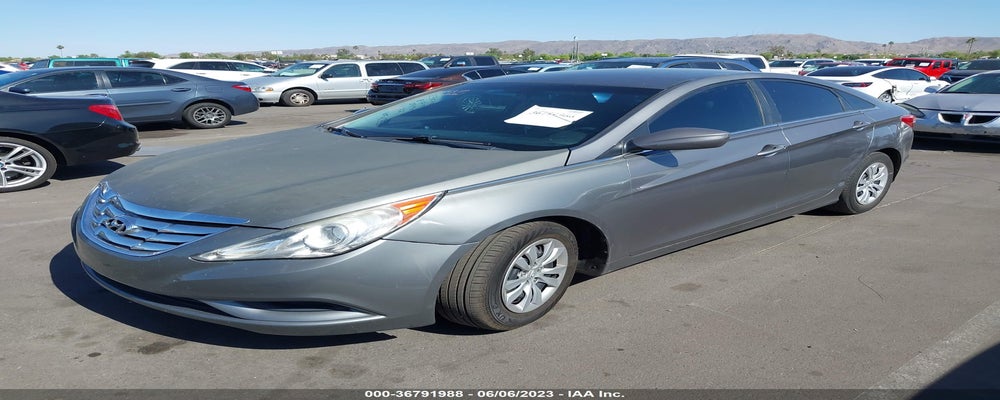 5NPEB4AC1BH262843 2011 HYUNDAI SONATA photo no. 2
