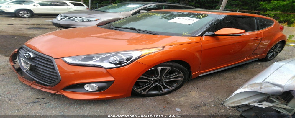 KMHTC6AE1GU267809 2016 HYUNDAI VELOSTER photo no. 2
