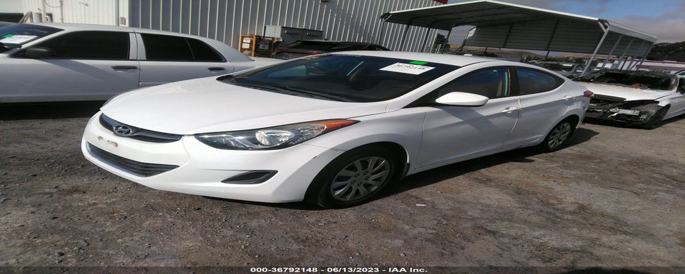 5NPDH4AE2DH151748 2013 HYUNDAI ELANTRA photo no. 2