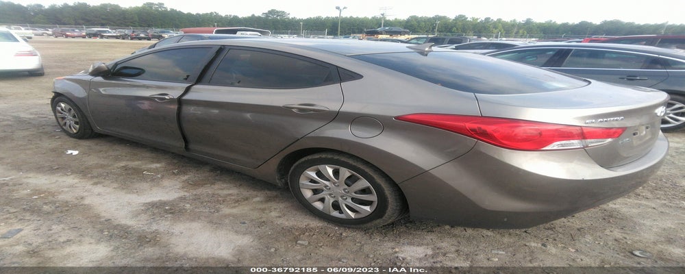 5NPDH4AE5BH027969 2011 HYUNDAI ELANTRA photo no. 3