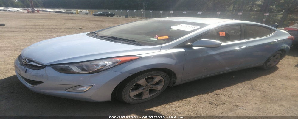 KMHDH4AE3DU740311 2013 HYUNDAI ELANTRA photo no. 2