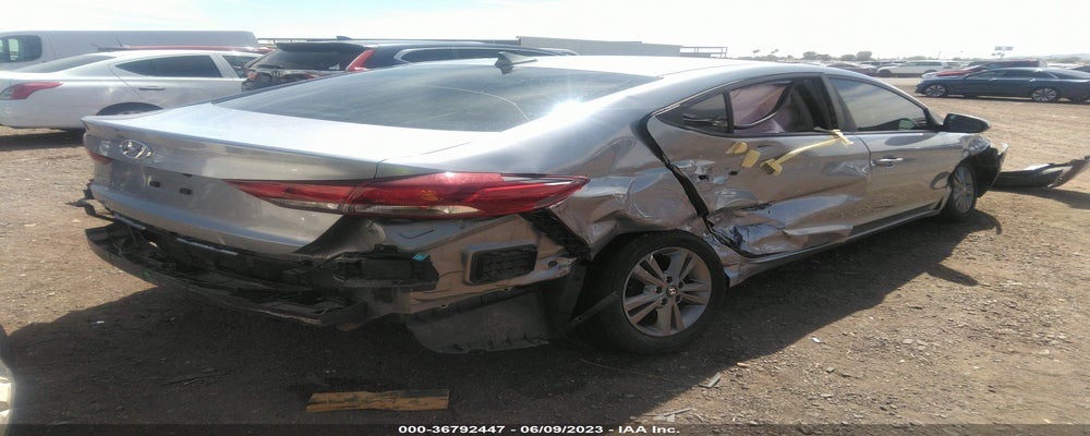 5NPD84LF0HH031183 2017 HYUNDAI ELANTRA photo no. 4